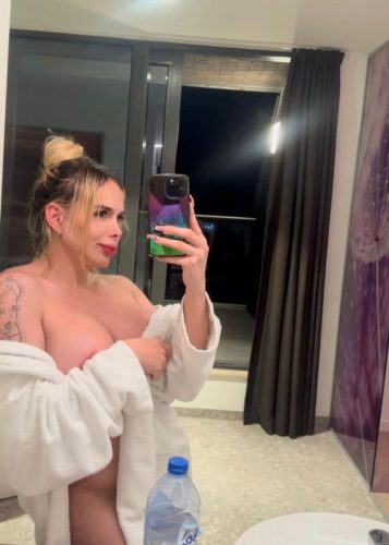 40c32405-63af-4934-a5bc-427e2f349502