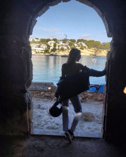 a6bfcbeb-b42a-47a3-bef2-fa7c3d50945d